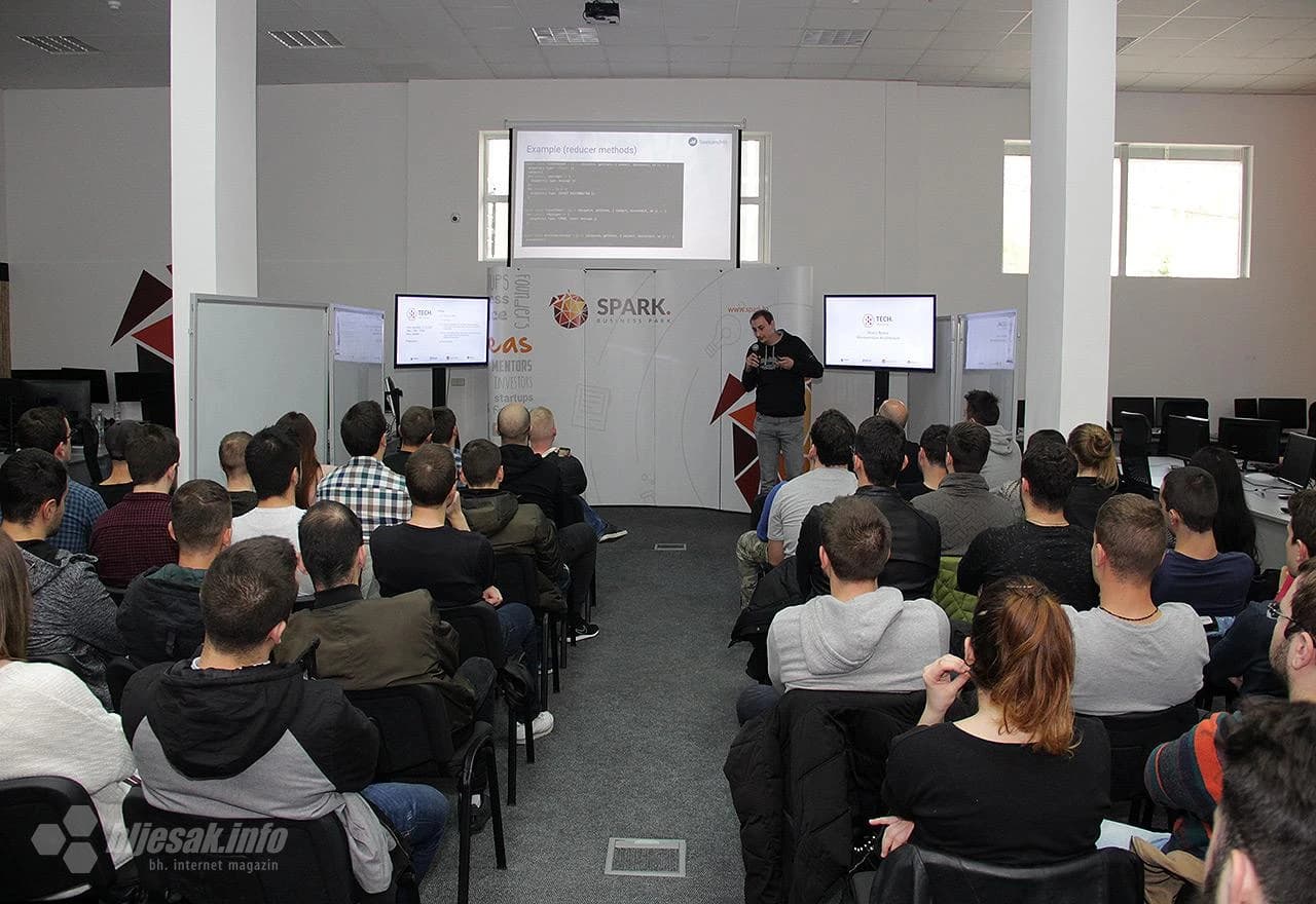 Detalj sa Spark tech meetup-a