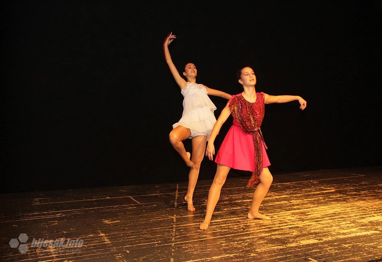 Plesna točka uoči promocije