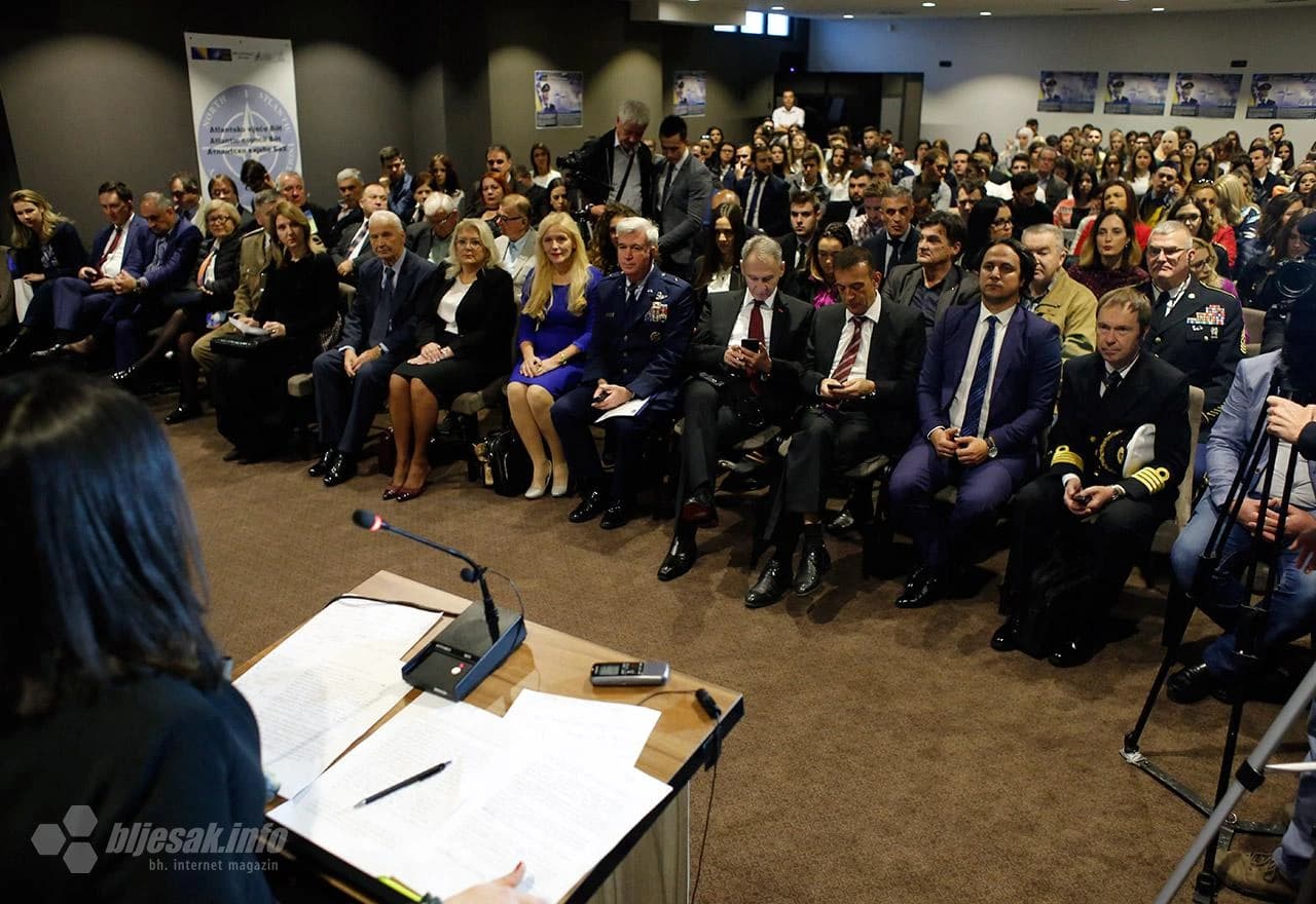 Znanstvena konferencija ''Ulazak BiH u NATO i EU''