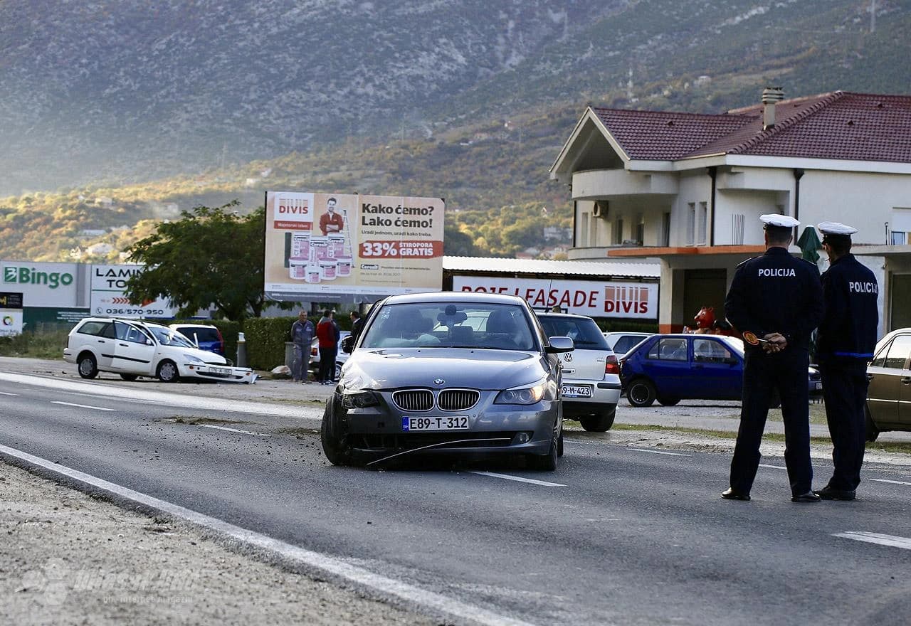 Sudar BMW-a i Forda Focusa