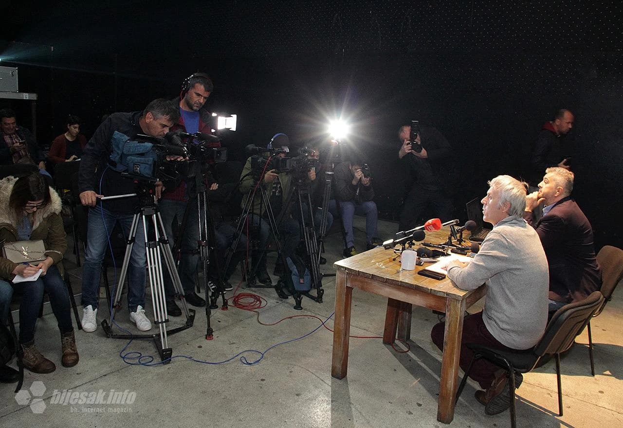 Detalj s konferencije za medije