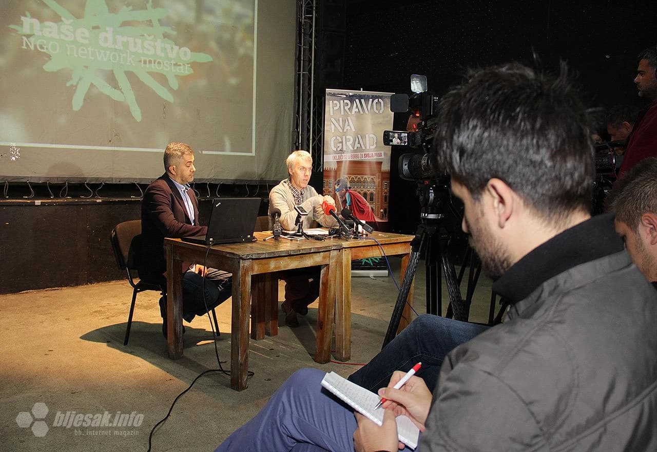 Detalj s konferencije za medije