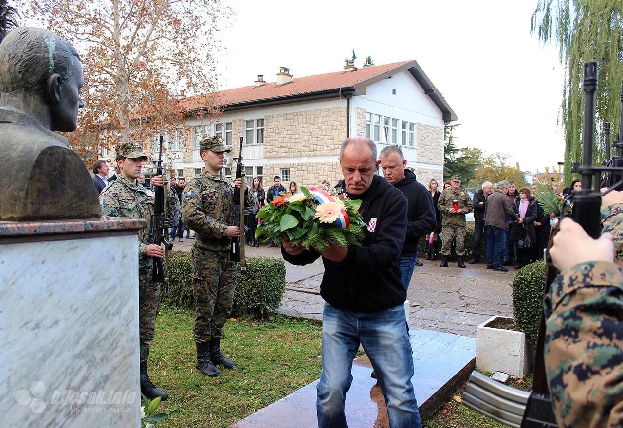 Obilježavanje 25. obljetnice pogibije Božana Šimovića u Čapljini