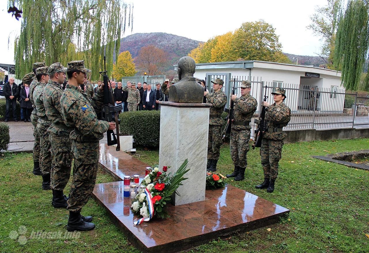 Obilježavanje 25. obljetnice pogibije Božana Šimovića u Čapljini
