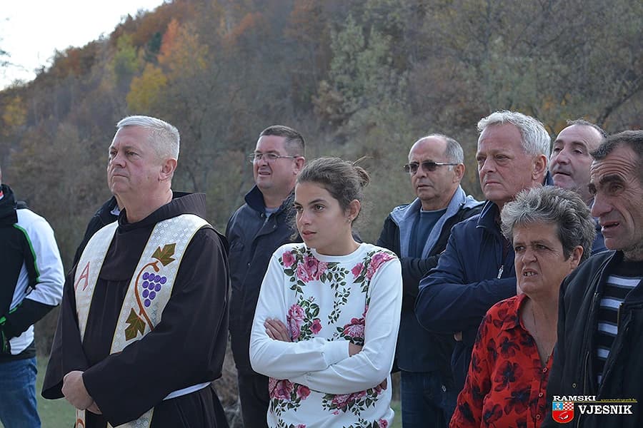Foto: Ramski vjesnik/Blagoslov kuće obitelji Budim