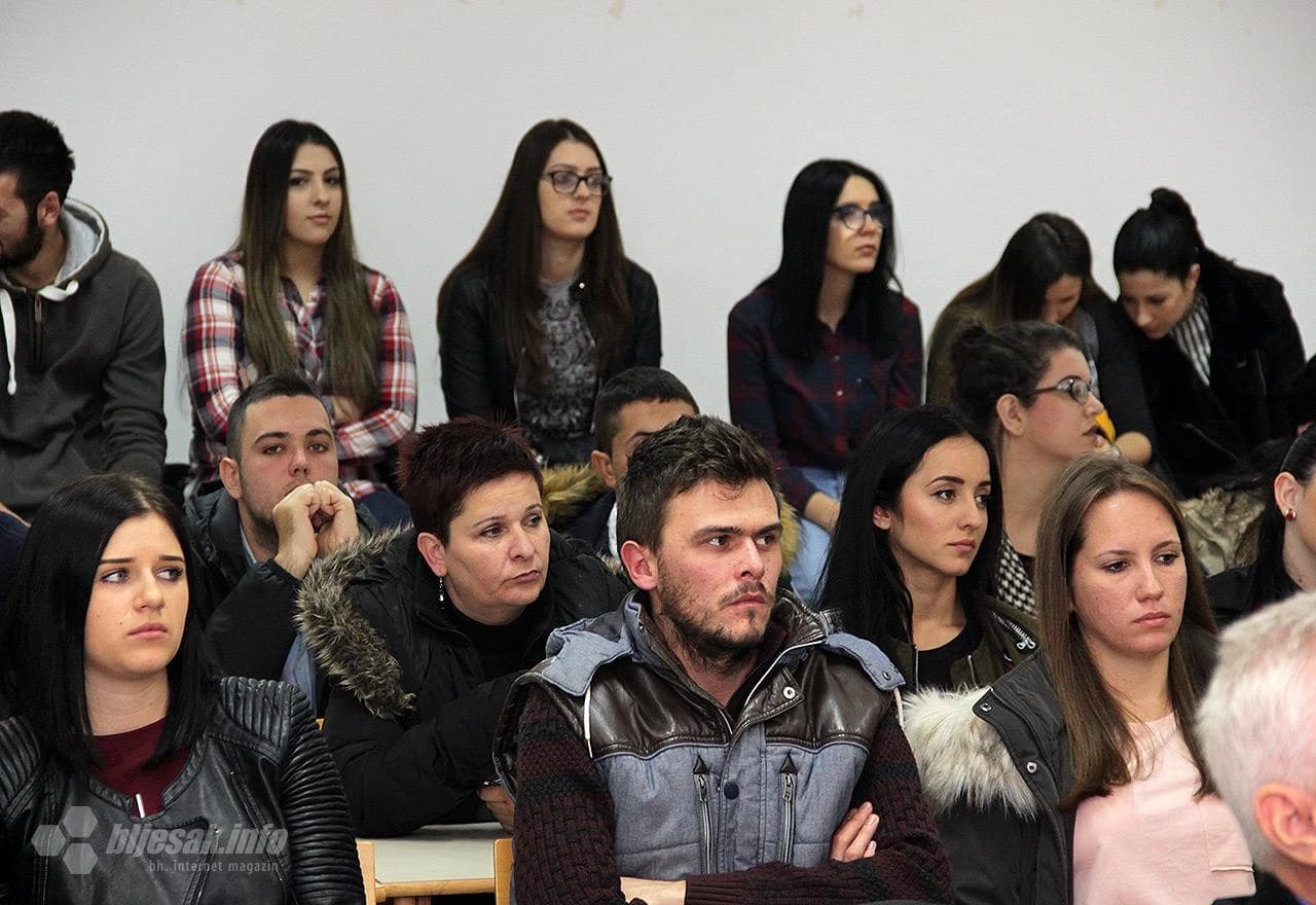 Detalj sa panel diskusije