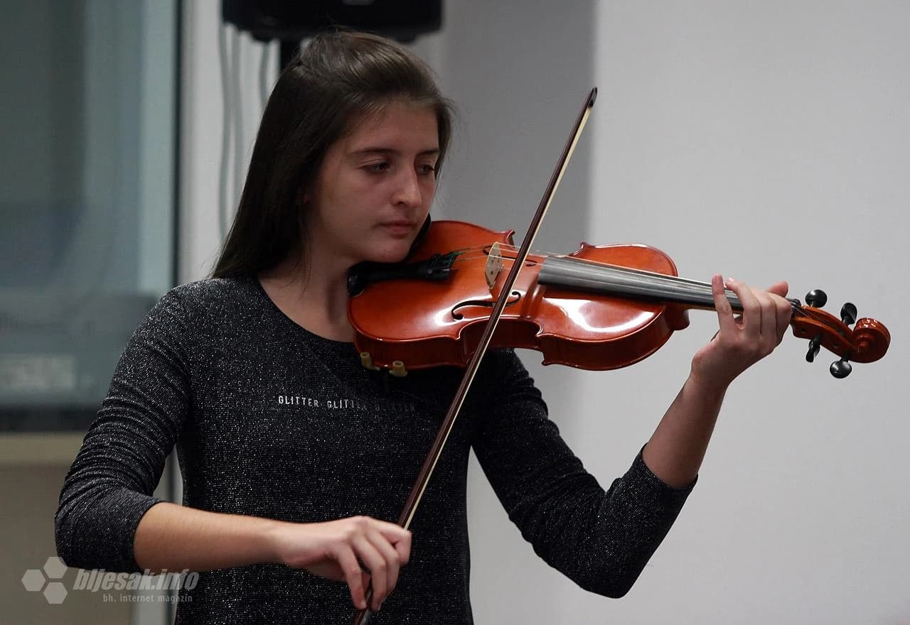 Predstavljanje zbirke pjesama autorice Žane Coven