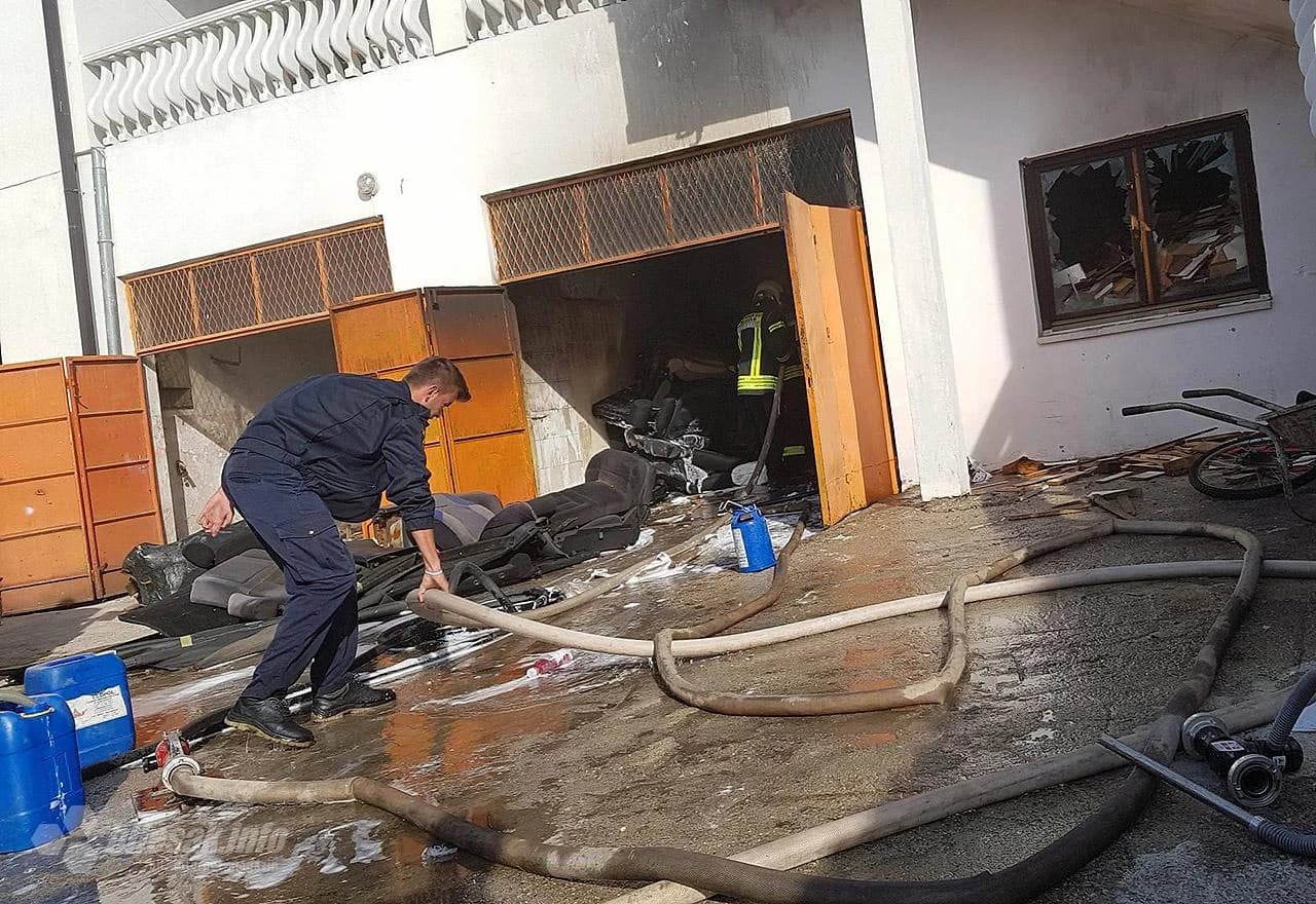 Požar u garaži obiteljske kuće u Bišću polju