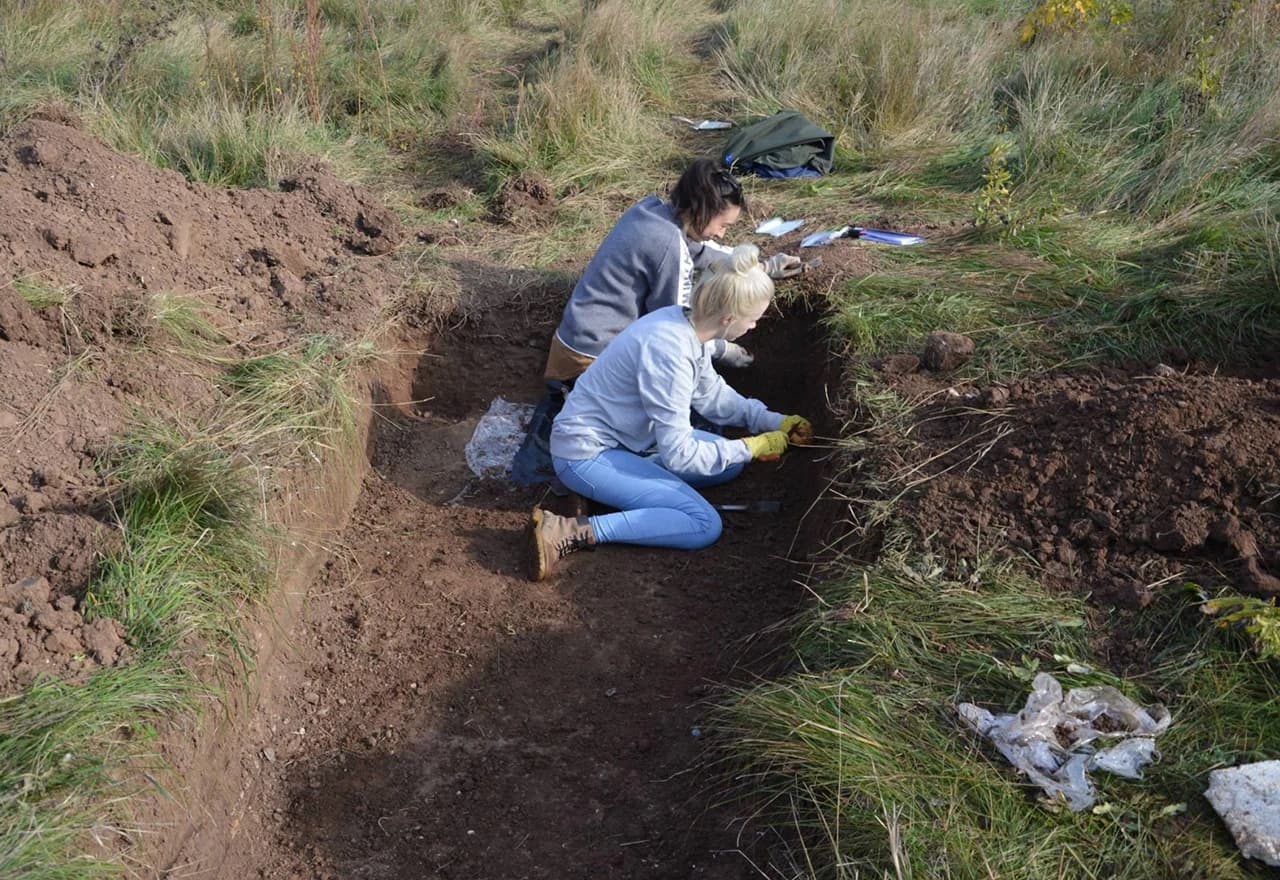 Do sada potpuno nepoznati stambeni objekti butmirske kulture otkriveni su tijekom istraživanja na lokalitetu Butmir | Fena