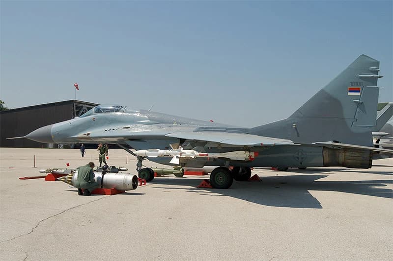 MiG-29B na stajanci