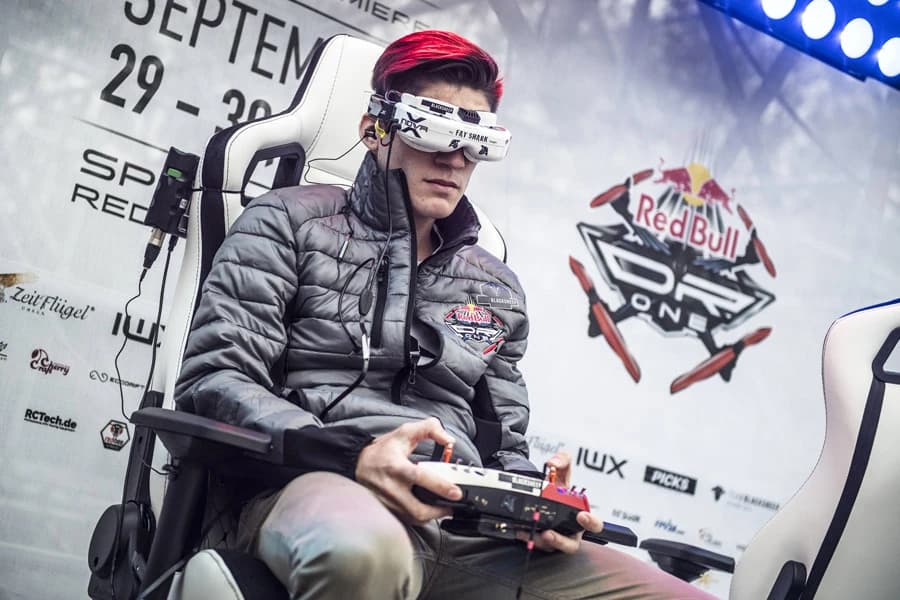 Bastian Hackl, Vladimir Ivanov i Mac Poschwald