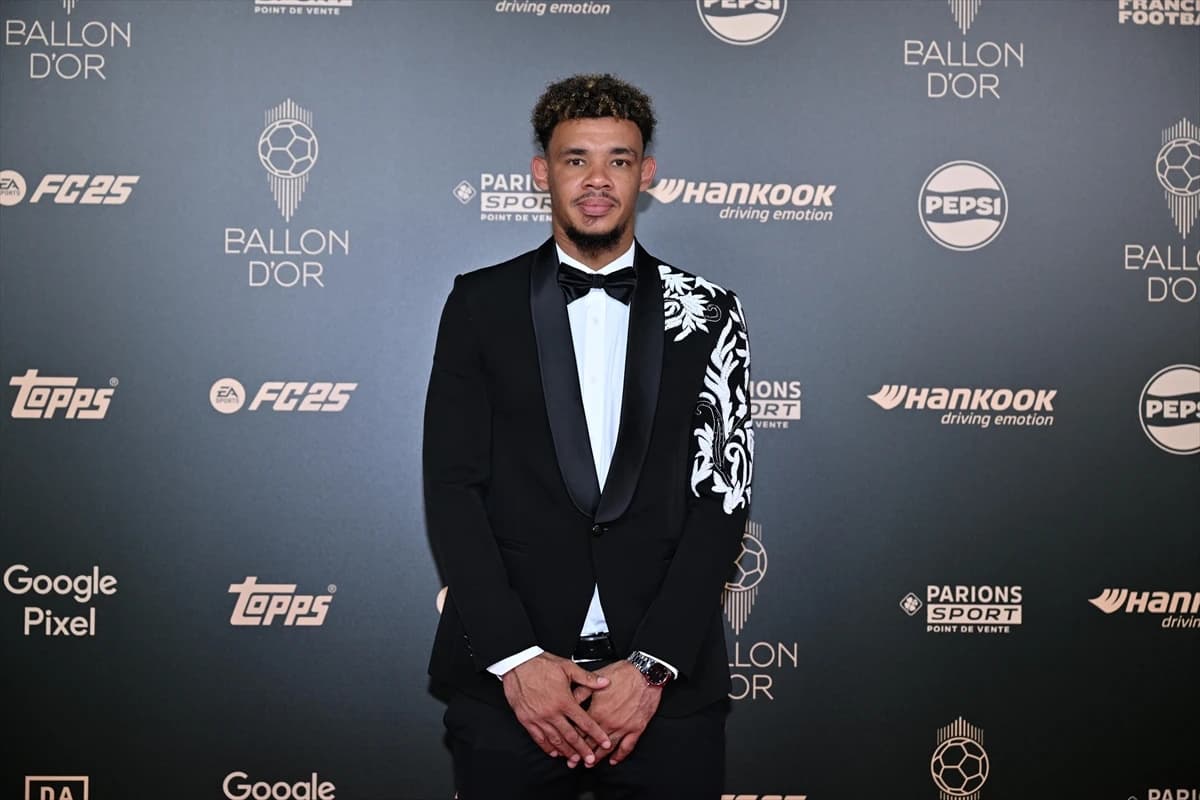 Poznati na crvenom tepihu u Parizu