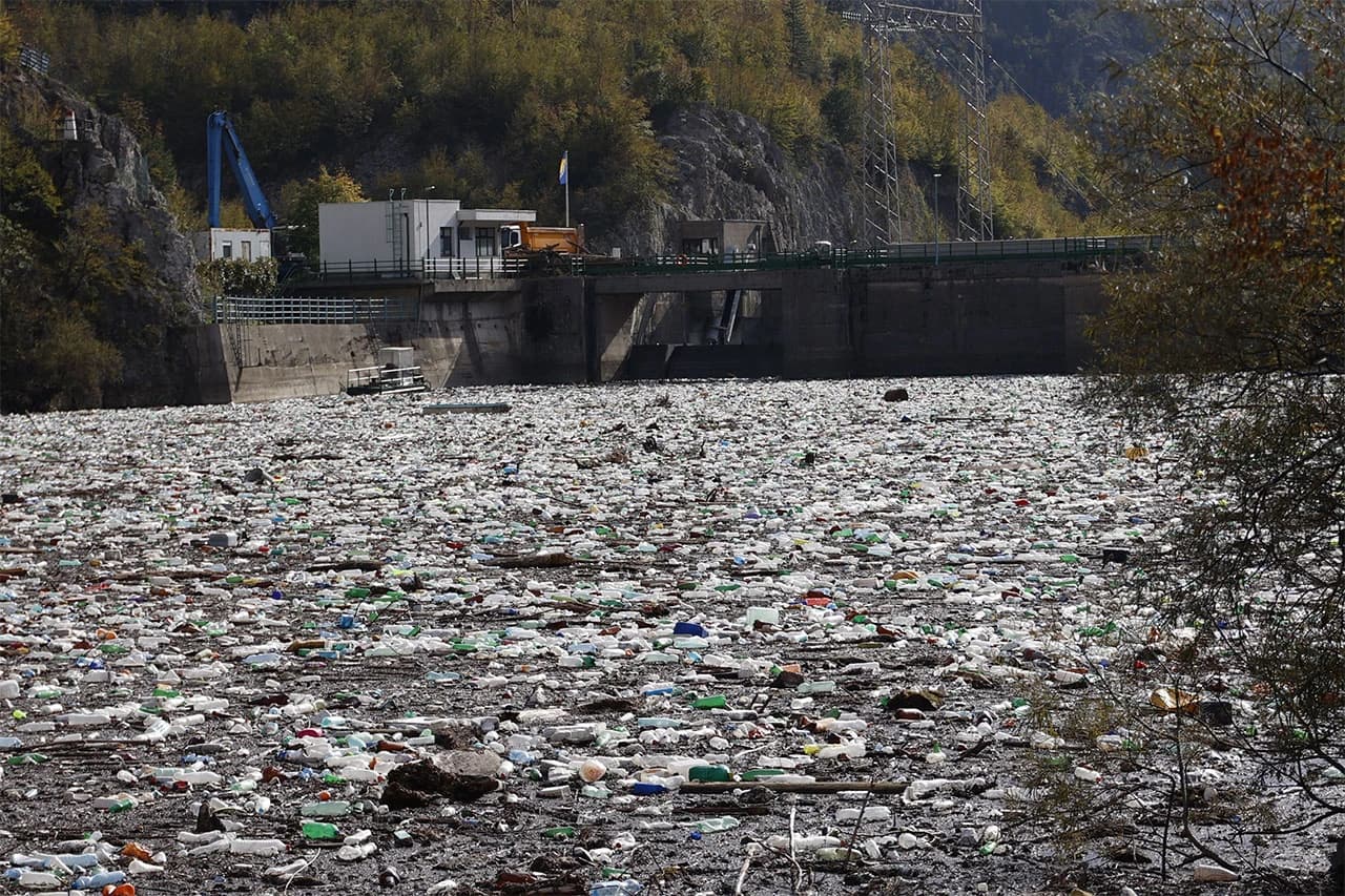 Neophodno više volonterskih akcija čišćenja Jablaničkog i Grabovičkog jezera i rijeke Doljanke