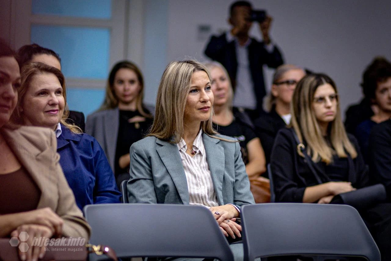 Predstavljanje romana Ja sam Petra - nećete me slomiti