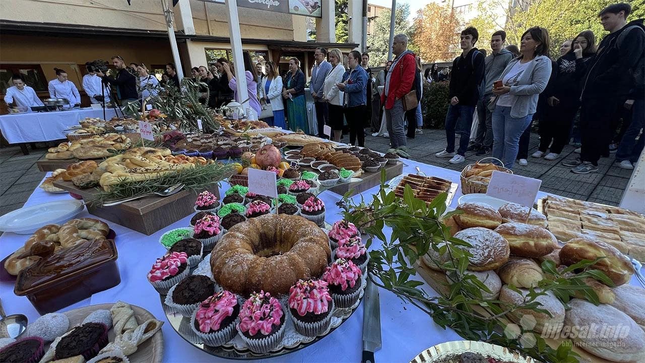 Srednjoškolci obilježili Dane kruha u Mostaru