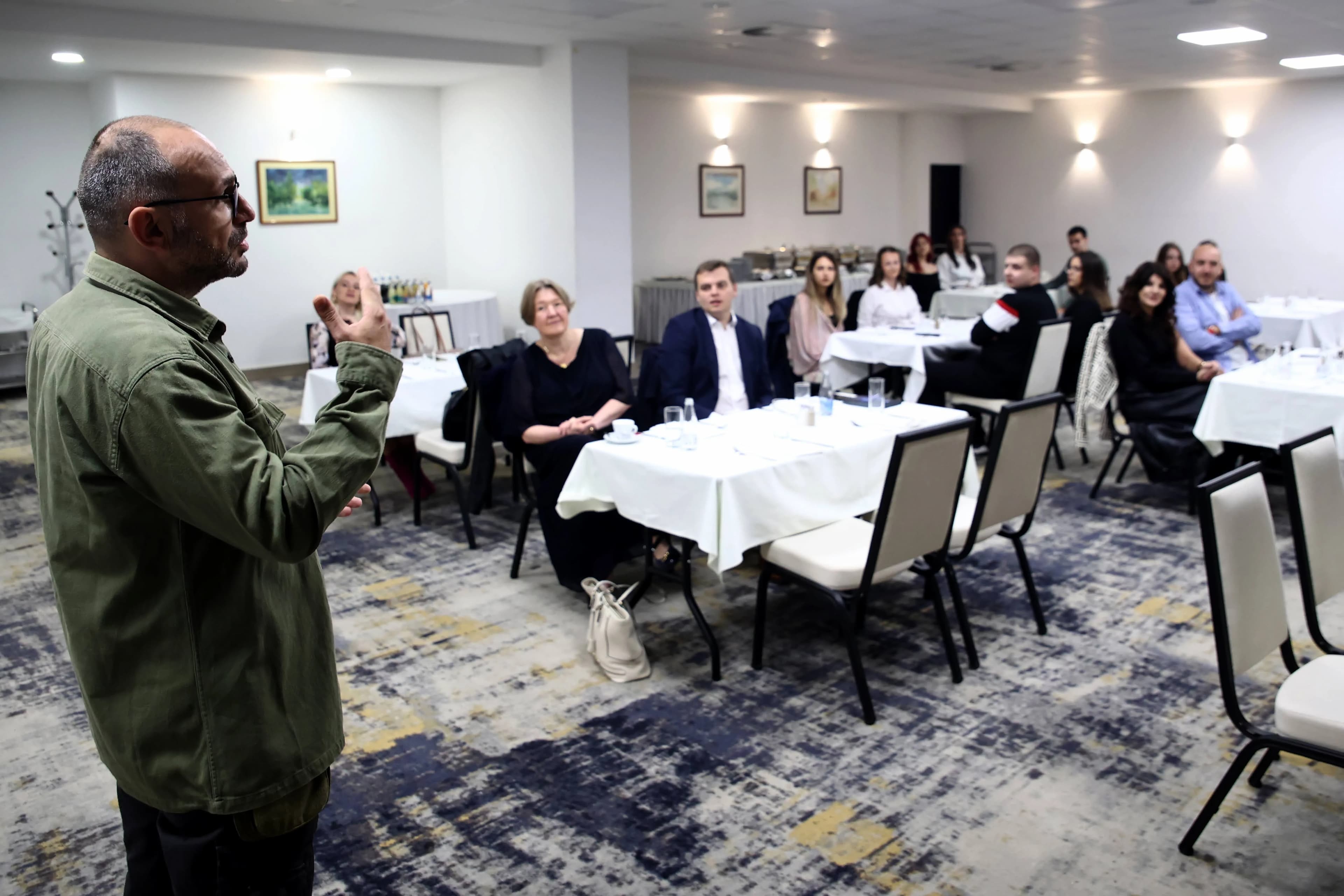 Škola medijske etike