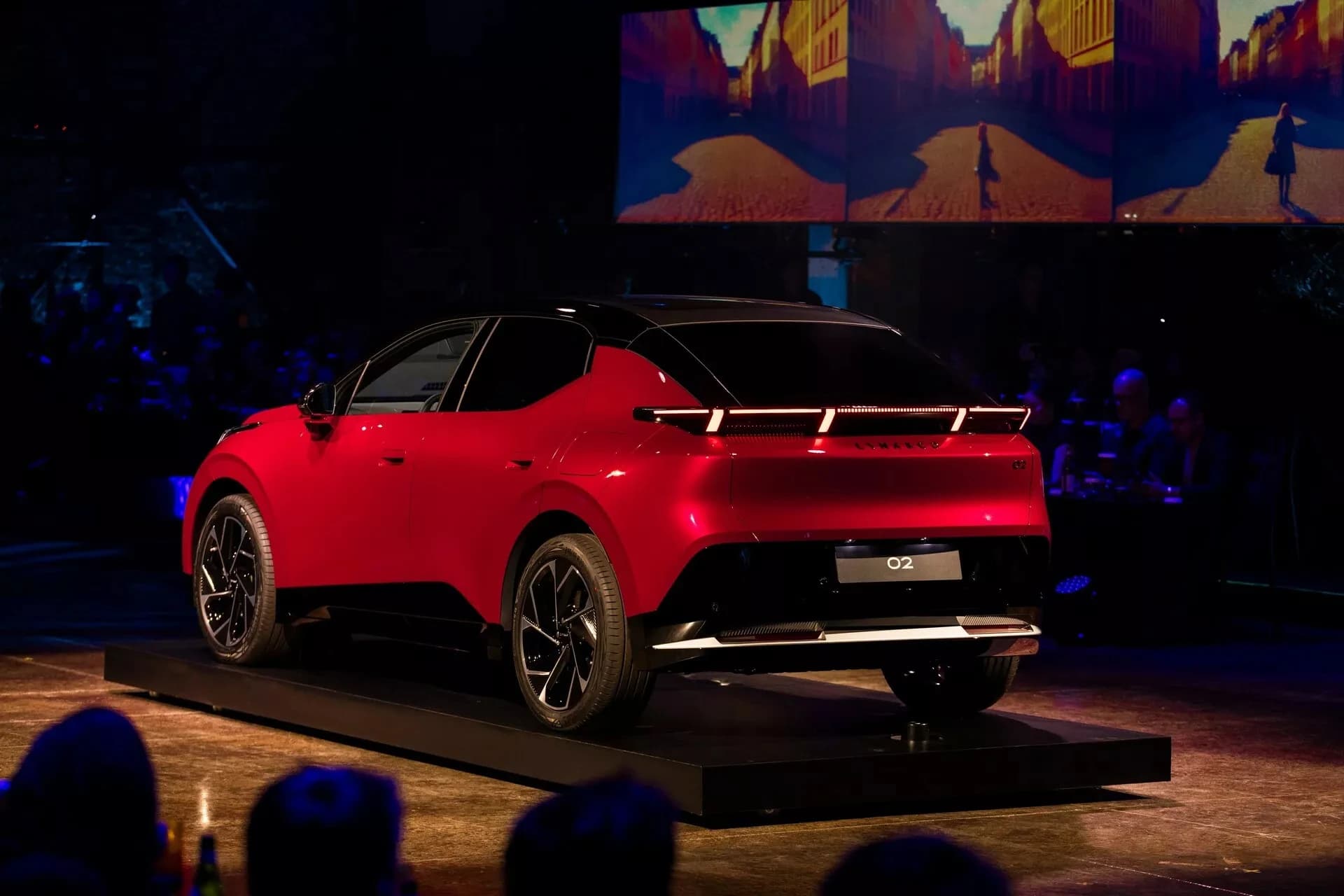 Prvi pogled na Lynk & Co 02