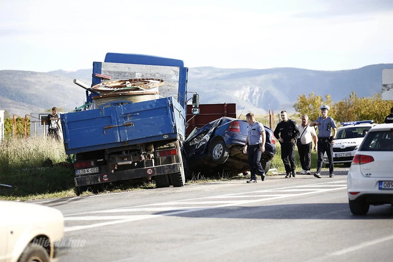 Teška prometna nesreća na Buni