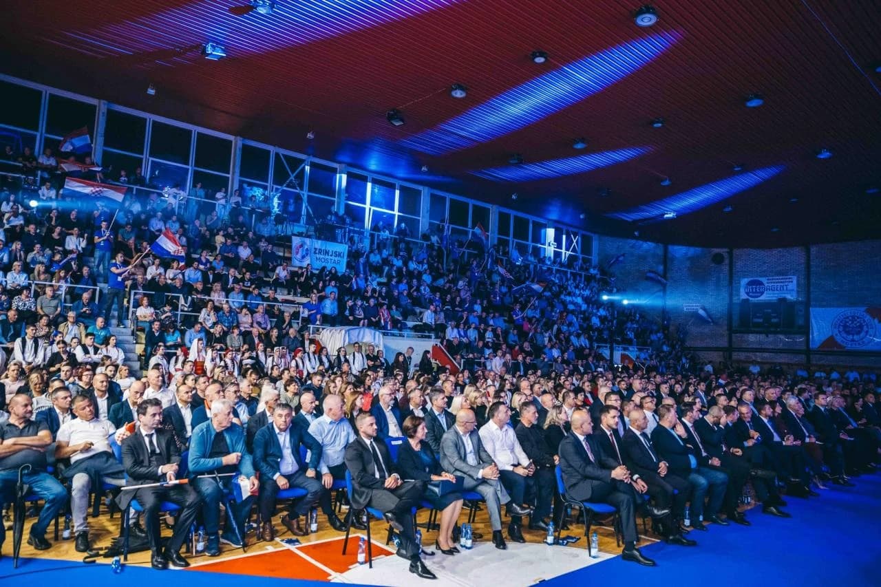 U Mostaru snažna podrška kandidatima HDZ-a BiH na središnjem predizbornom skupu