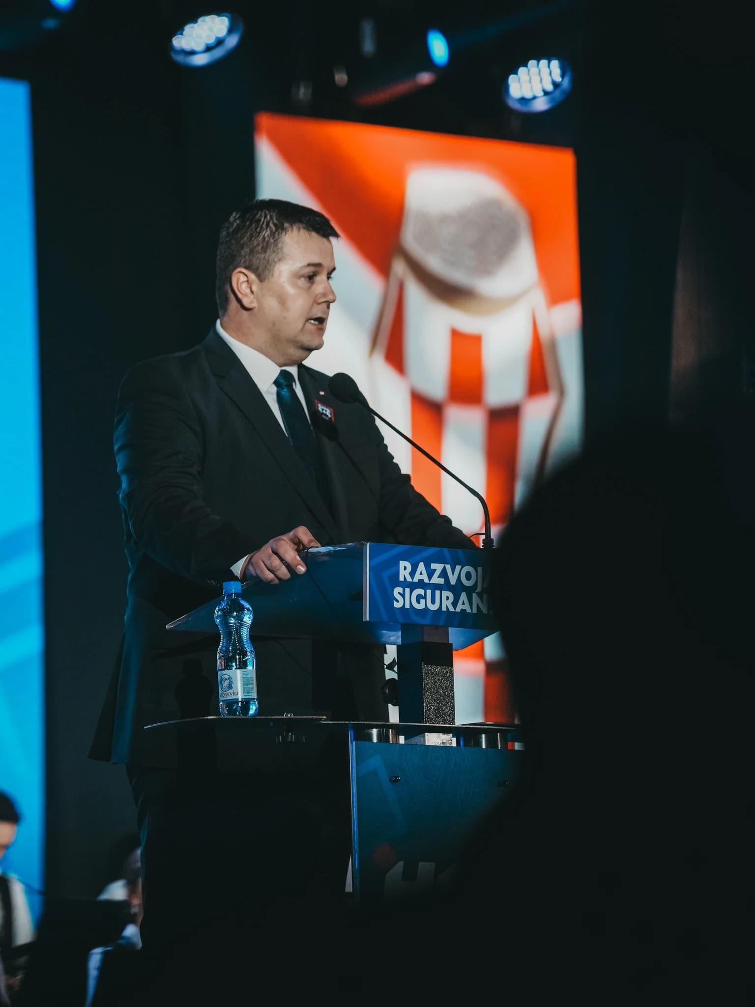 U Mostaru snažna podrška kandidatima HDZ-a BiH na središnjem predizbornom skupu