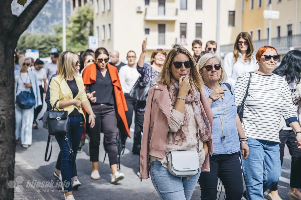 Prosvjedna šetnja prosvjetara u Mostaru