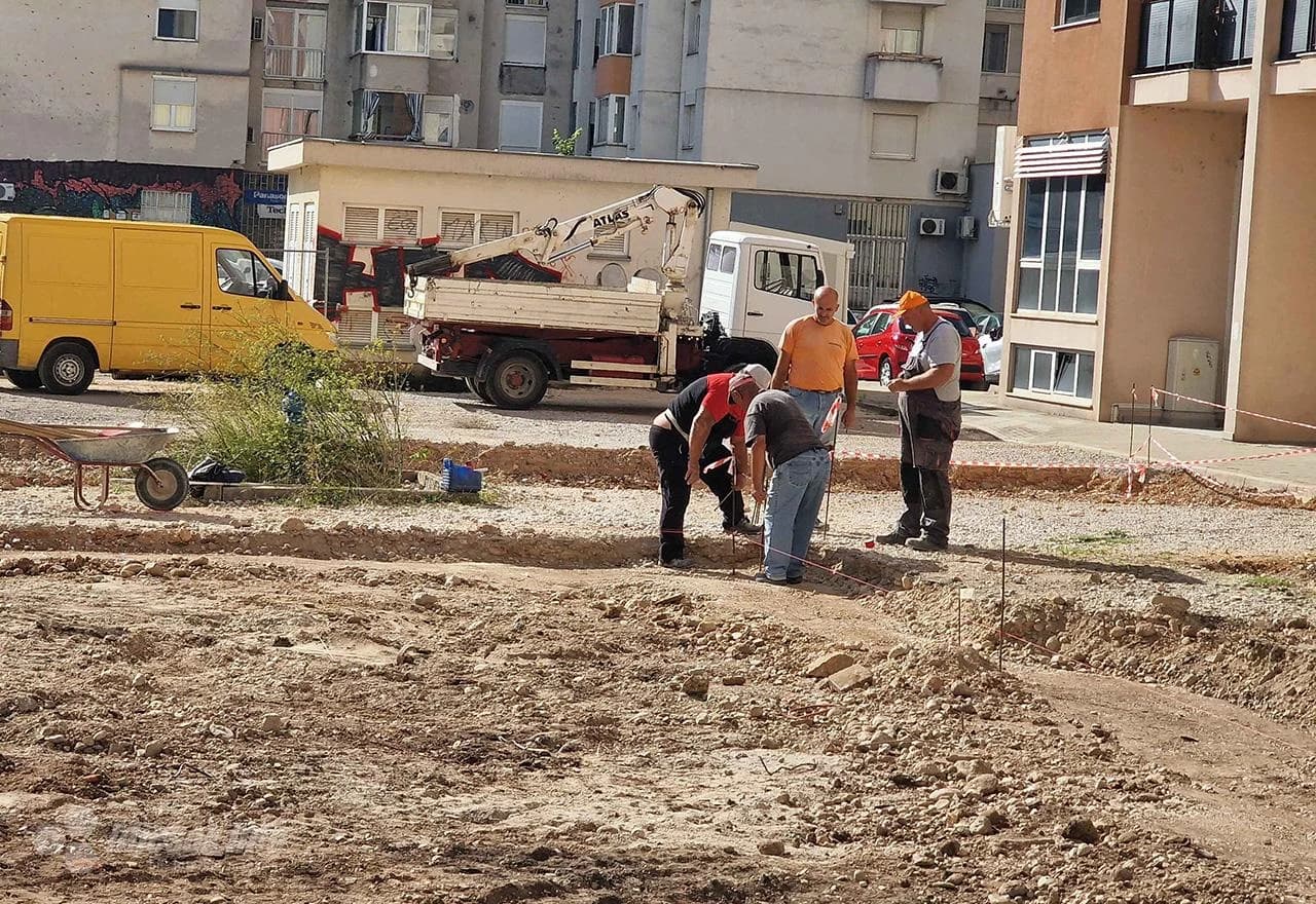 Radovi na izgradnji parkinga u Centru 2