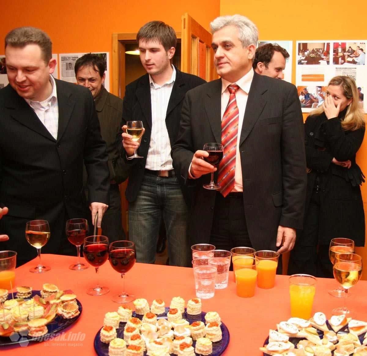 Nikola - Nino Buhovac