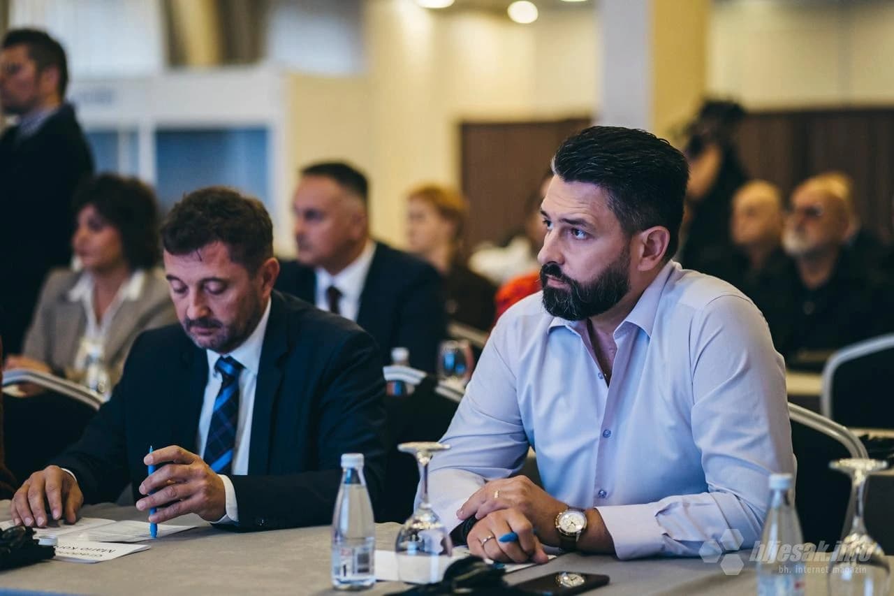 Gradonačelnik Mostara Mario Kordić i novinar Darko Juka 