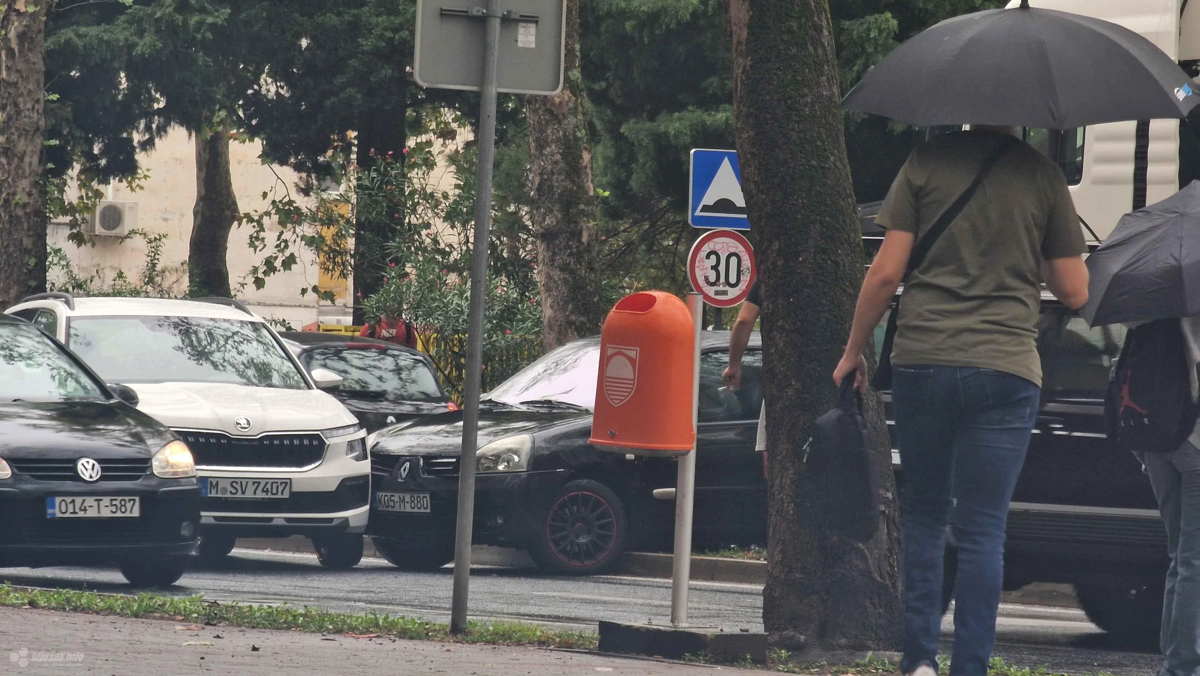 Prometni kolaps na Aveniji