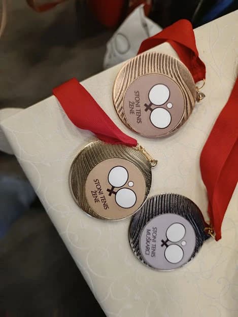 Pehar i tri medalje za Bosnu i Hercegovinu