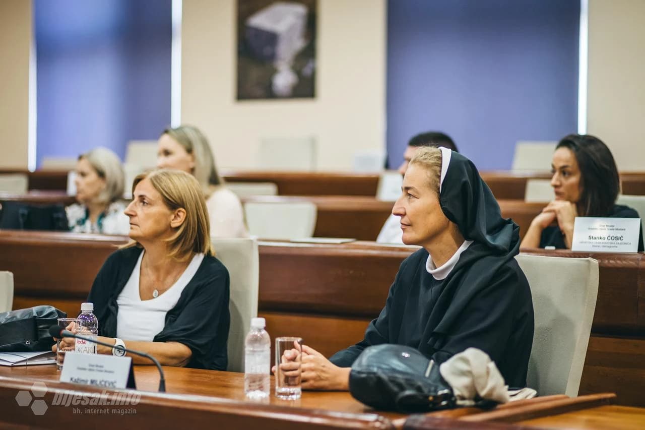 Potpisani novi ugovori, nastavlja se subvencioniranje privatnih vrtića 