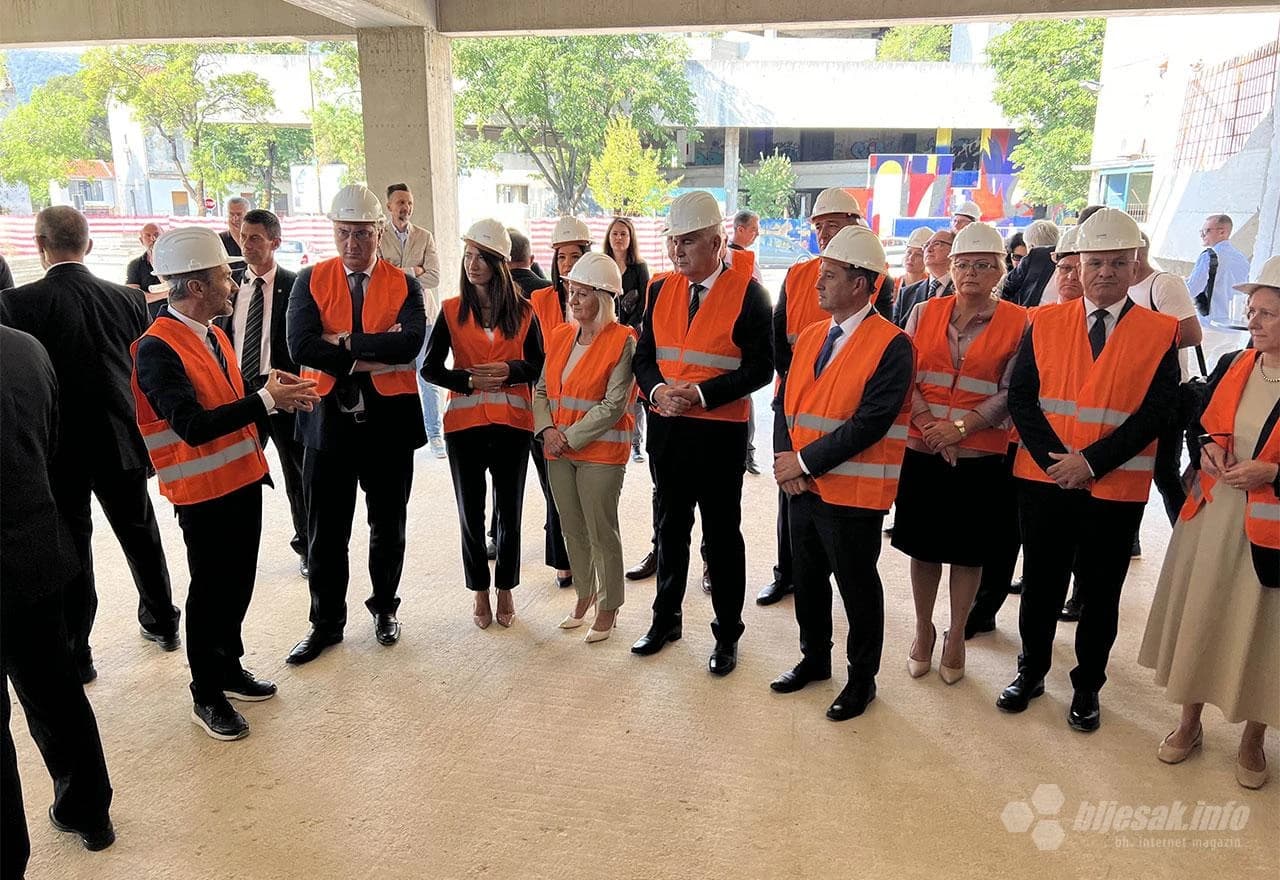 Plenković na gradilištu nove zgrade HNK u Mostaru