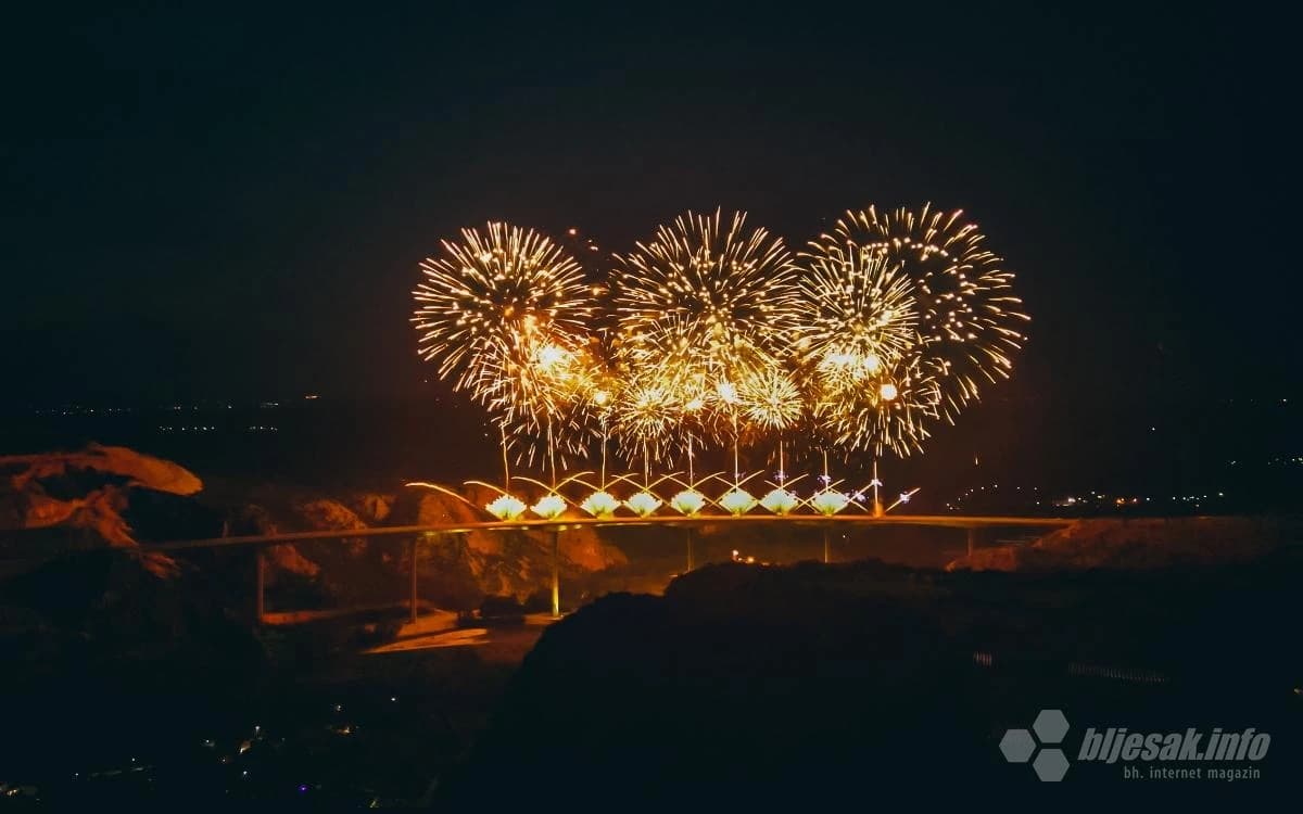 Vatromet na svečanosti otvaranja