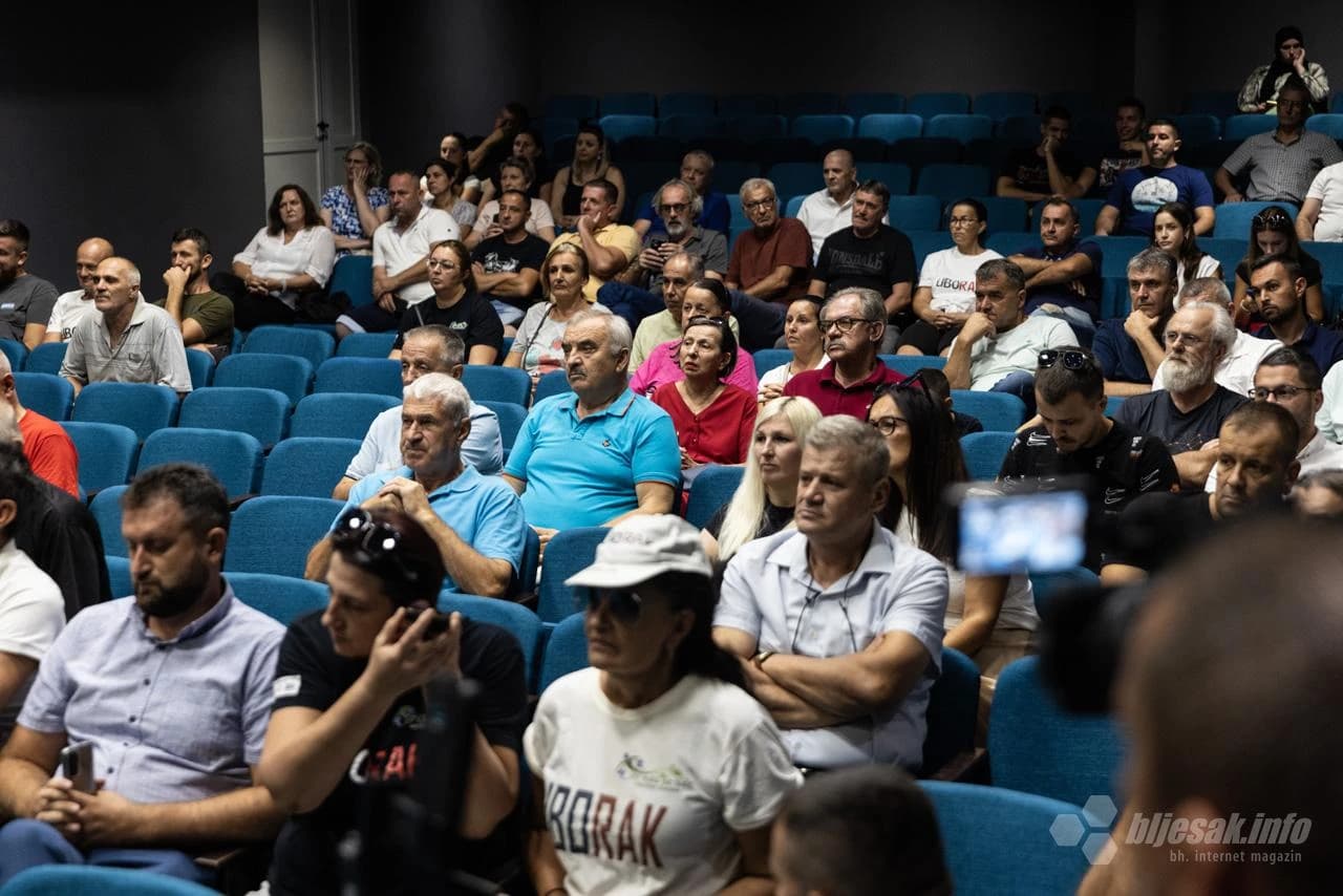 Javna rasprava o deponiji Uborak