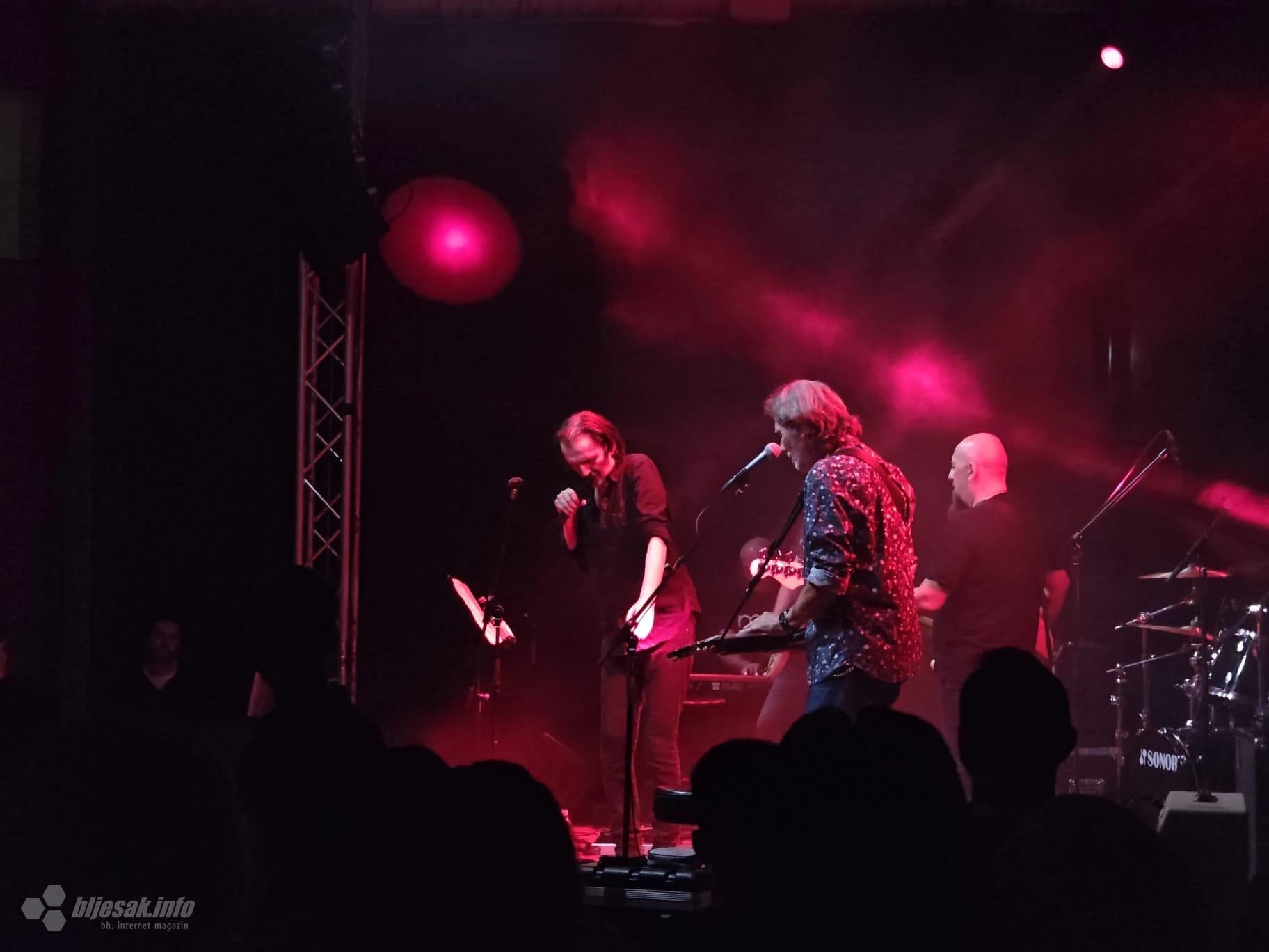 Goran Bare i Majke zatvorili su 10. gitarijadu ''Na putu za jug''