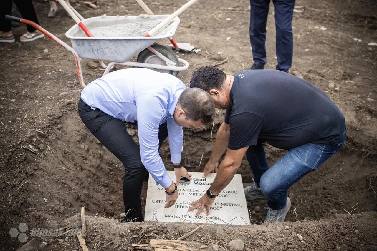Polaganje kamena temeljca za izgradnju dječjeg vrtića u Rodoču