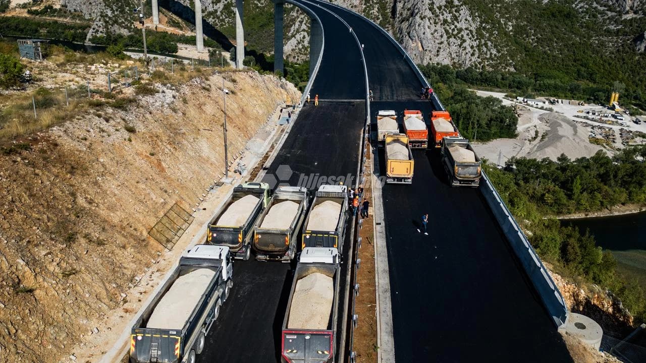 Testiran most Počitelj