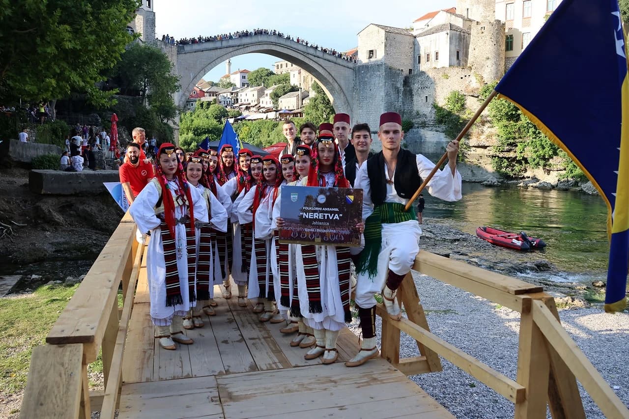 U Blagaju održan Međunarodni festival folklora
