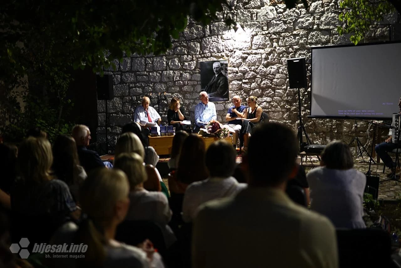 Ines Kajić Bubalo u Mostaru predstavila roman pod nazivom Krojačica