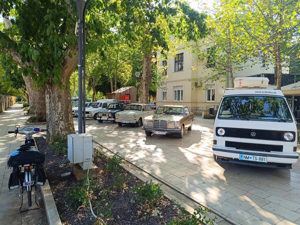 Oldtimeri svratili i u Mostar