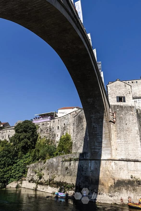 Skokovi sa Starog mosta