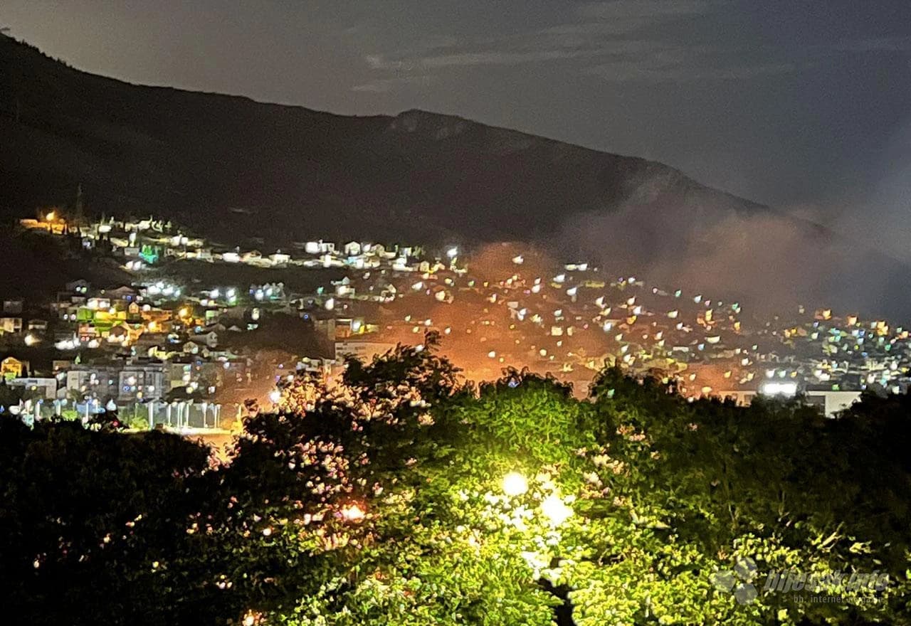 Požar u Sjevernom logoru, vatrogasci na terenu