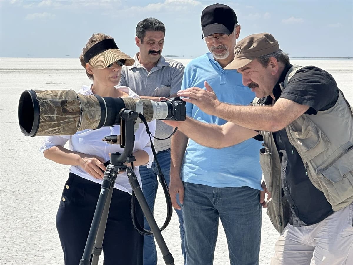 Flamingosi na jezeru Tuz