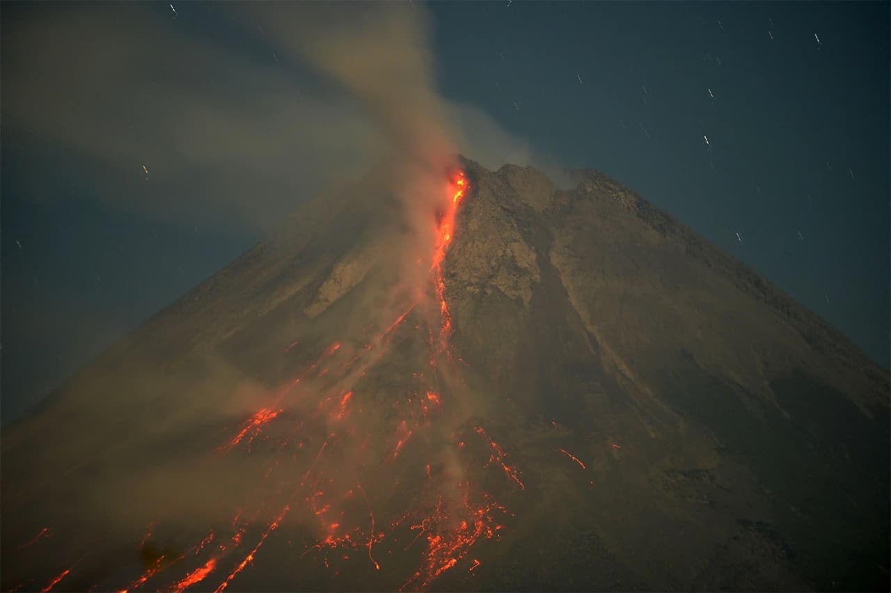 Ffotografije erupcije vulkana Merapi