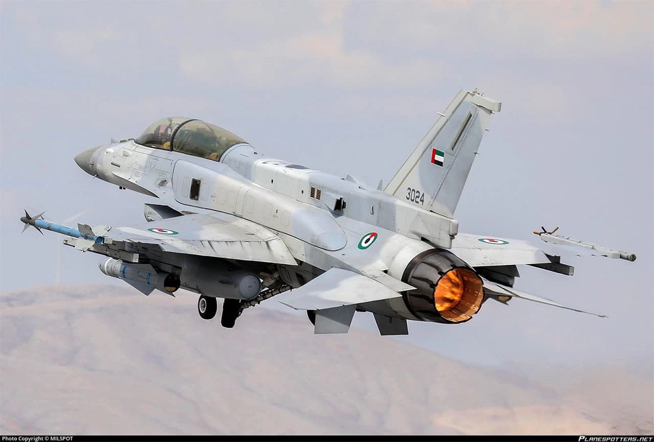 16E Block 60 Desert Falcons