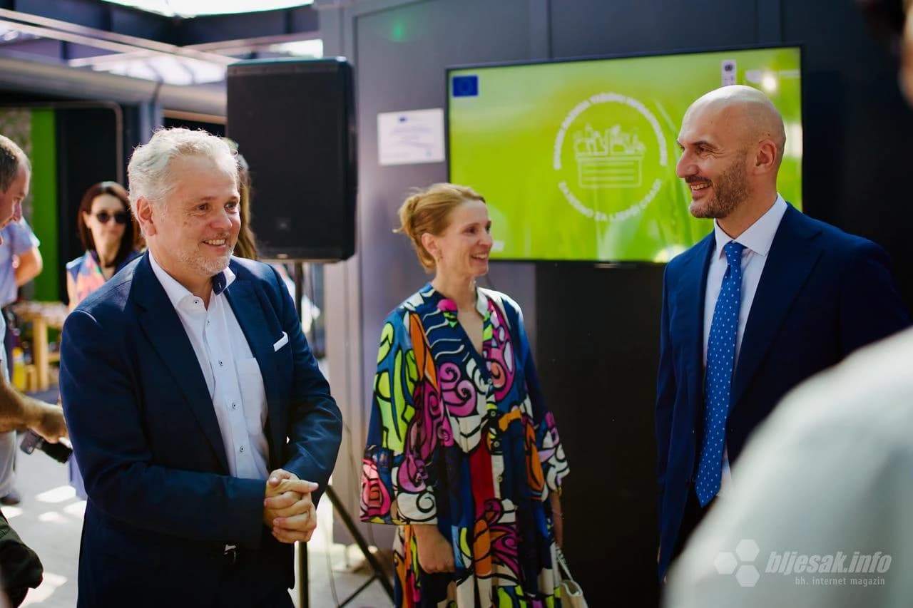 Šef Delegacije EU u BiH i specijalni predstavnik EU Johann Sattler i zamjenik rezidentnog predstavnika Ujedinjenih naroda (UNDP) u BiH Victor Munteanu