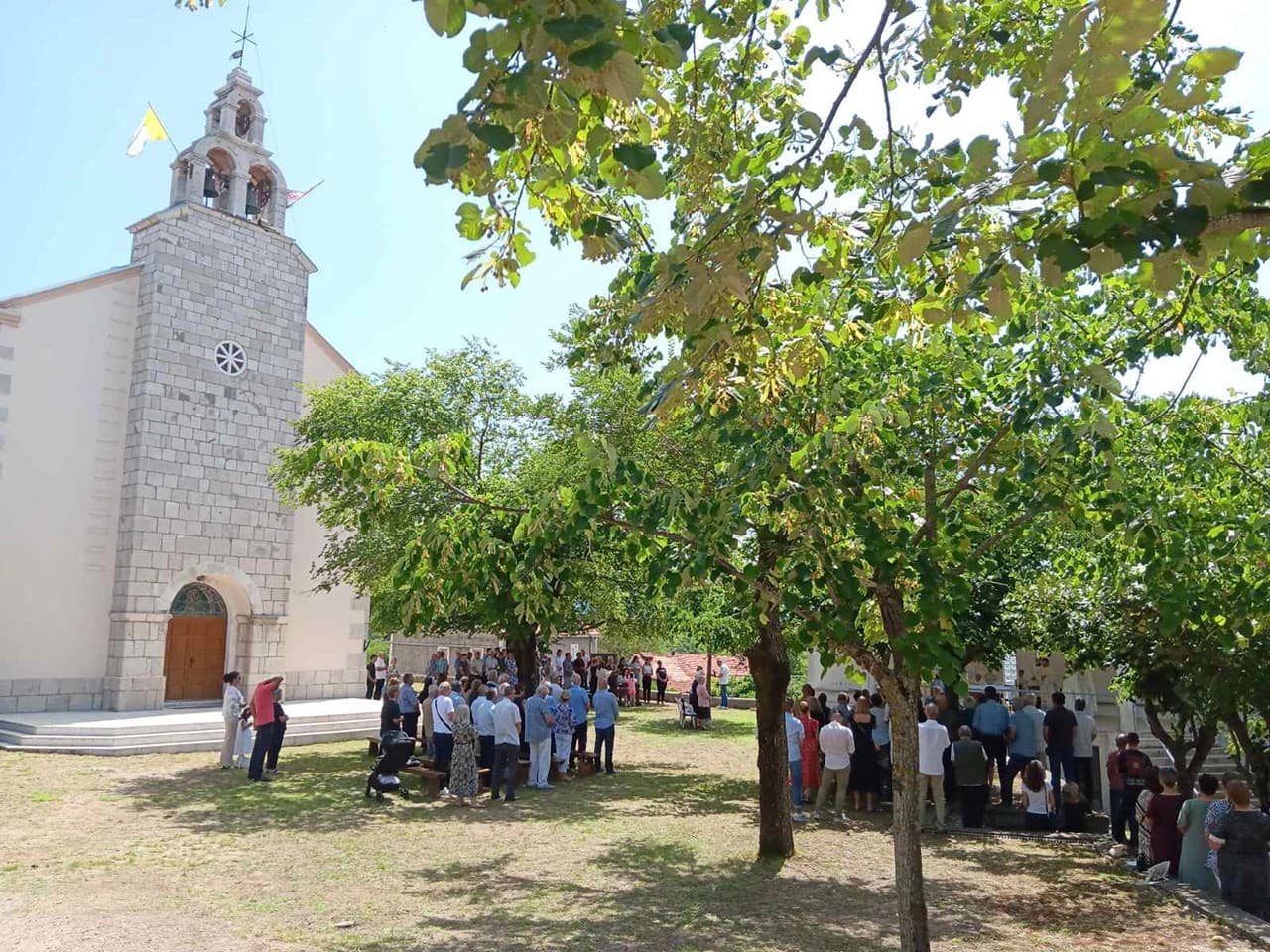 Don Jozo Njavro proslavio Dijamantnu Svetu misu