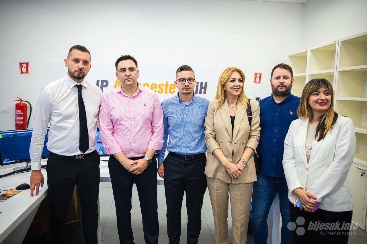 Na predstavljanju nove usluge...