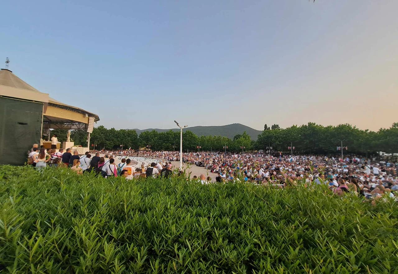 Izvanredni poziv na molitvu za mir uputila je vidjelica Marija Pavlović Lunetti