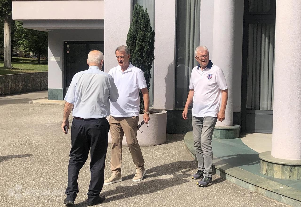 Dušan Bajević na posljednjem ispraćaju Franje Vladića Kulje